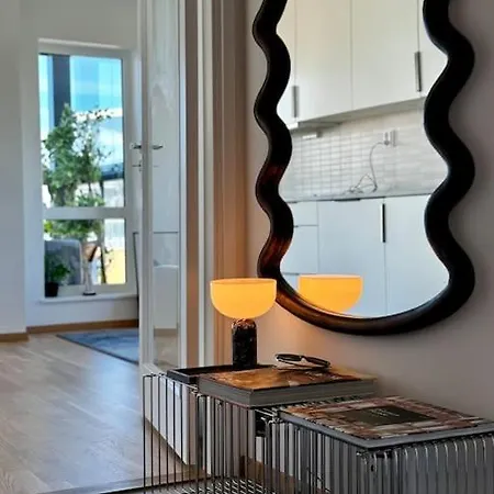 Apartment In With Ocean View *